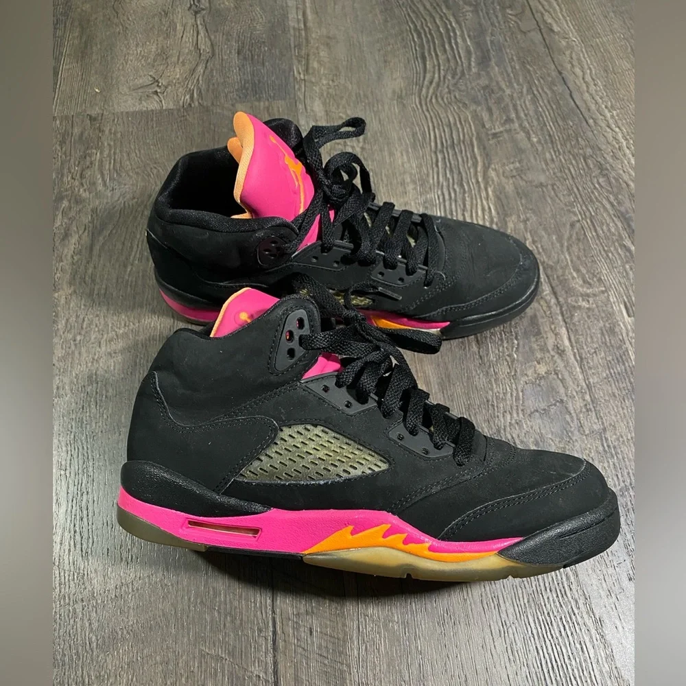 JORDAN 5 Retro Sneakers